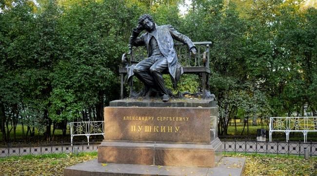 Образ Пушкина в скульптуре