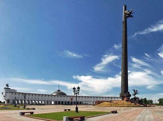 Описание монумента «Памятник Победы» в Москве