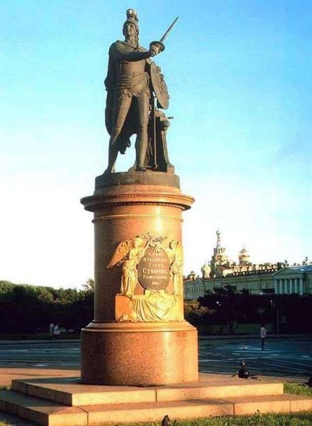 Описание памятника Суворову в Санкт-Петербурге