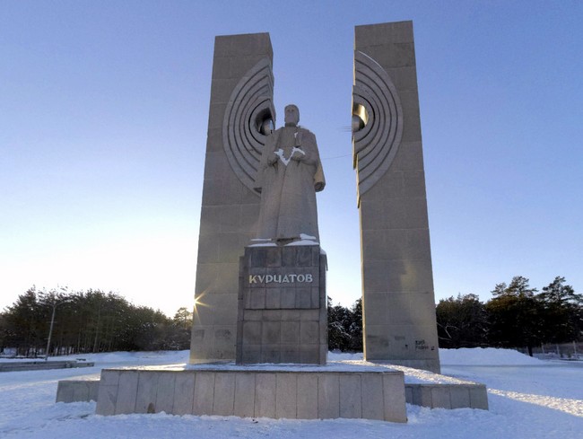 Скульптуры Челябинска: фото, описание
